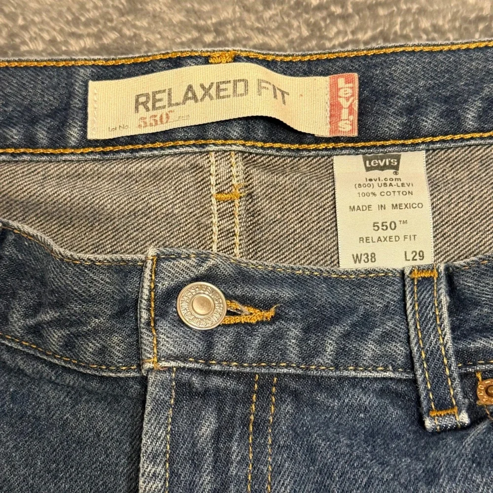 Levi's 550 Relaxed Fit Blue Denim‎ Jeans Men's 38x29